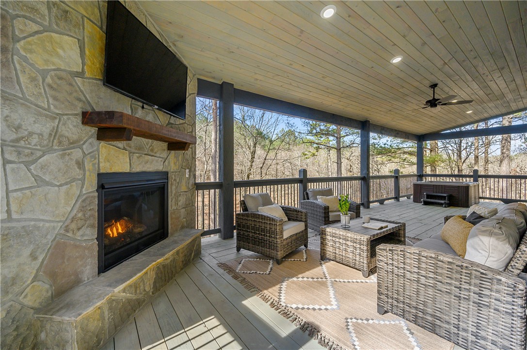 44 Ashwood Trail