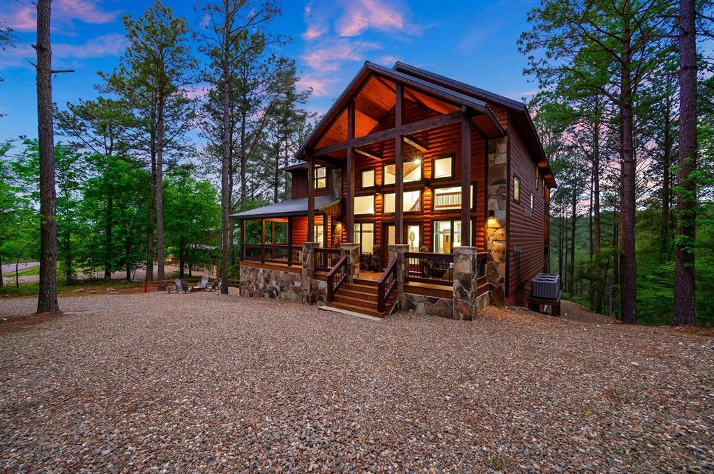 143 Gnarly Maple Trail