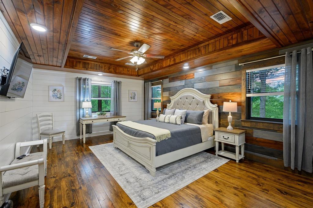 143 Gnarly Maple Trail