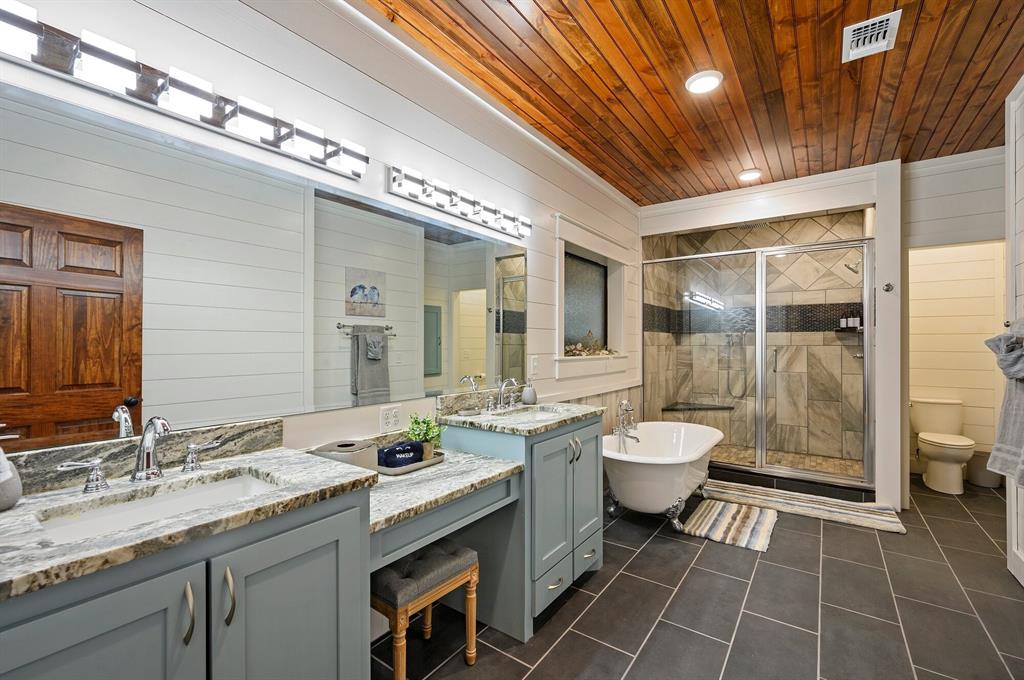 143 Gnarly Maple Trail