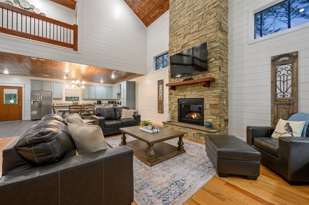 143 Gnarly Maple Trail