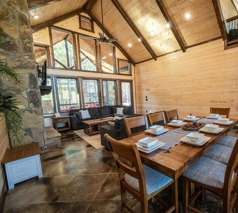 1421 N Lukfata Trail