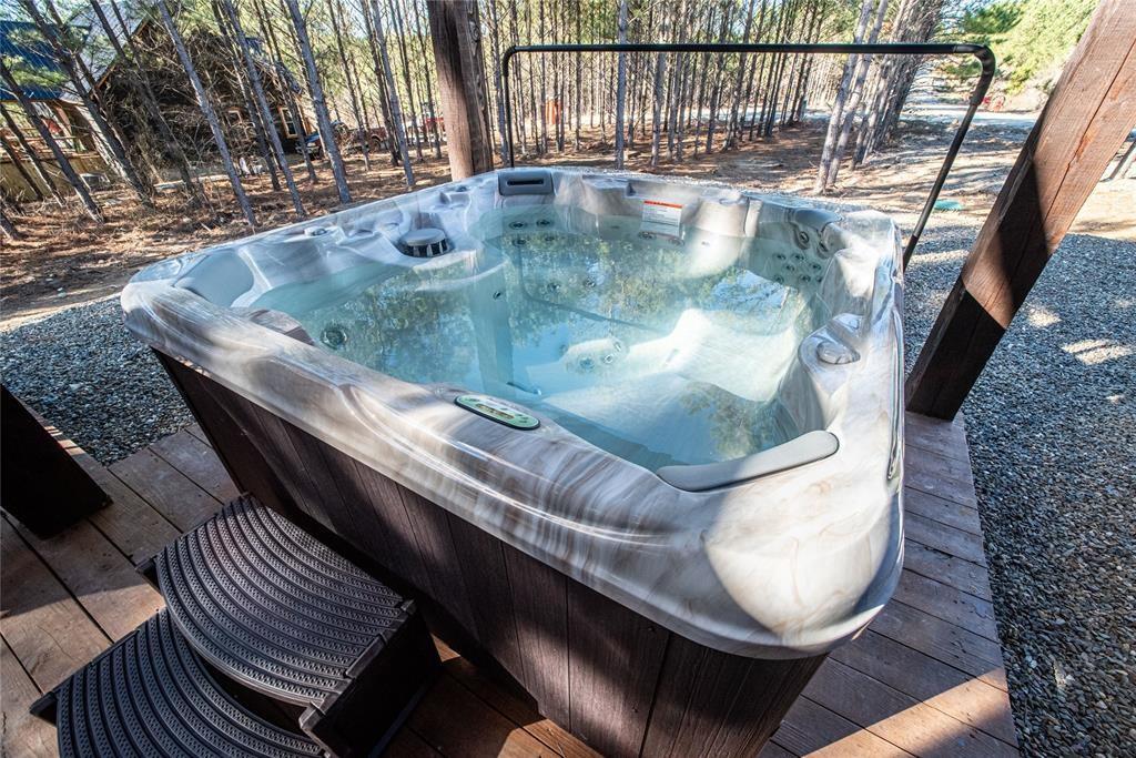 1421 N Lukfata Trail