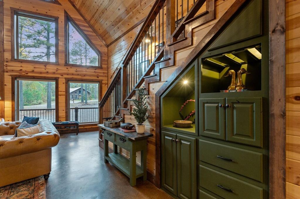 565 Sugar Pine Loop
