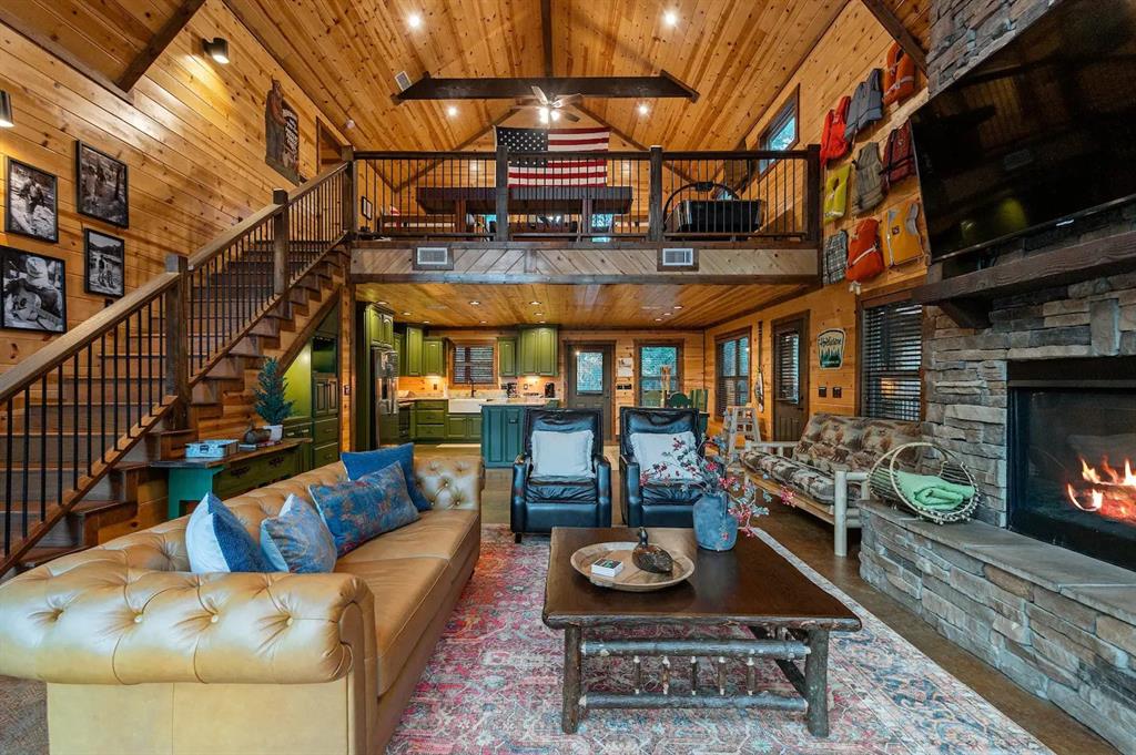 565 Sugar Pine Loop