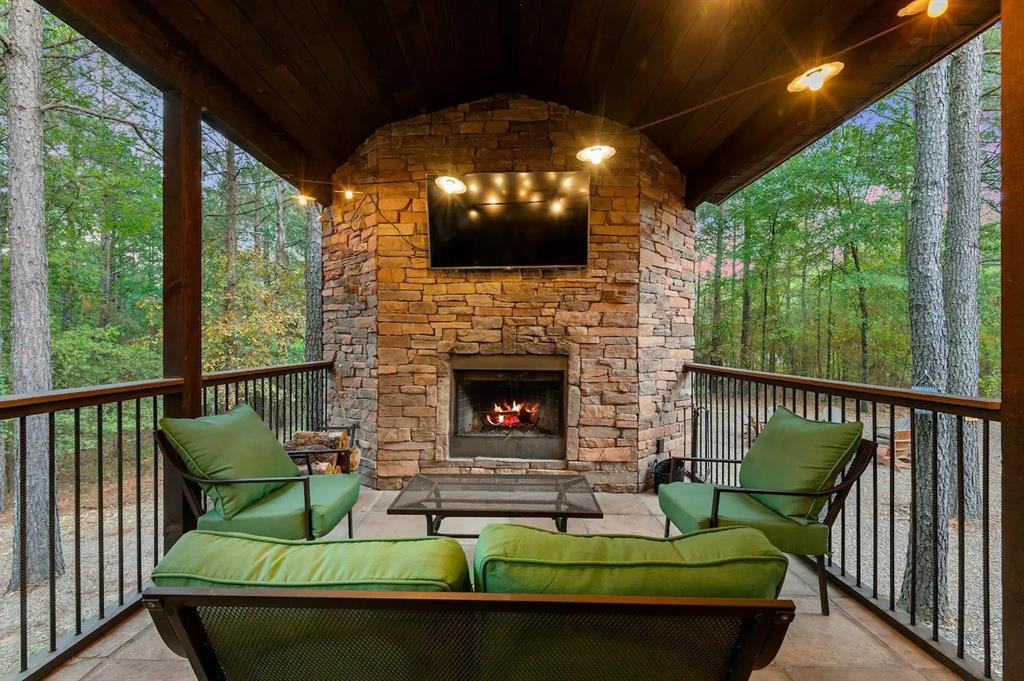 565 Sugar Pine Loop