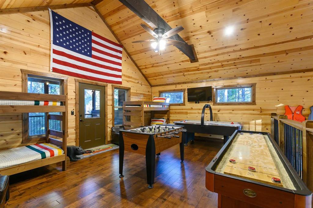 565 Sugar Pine Loop