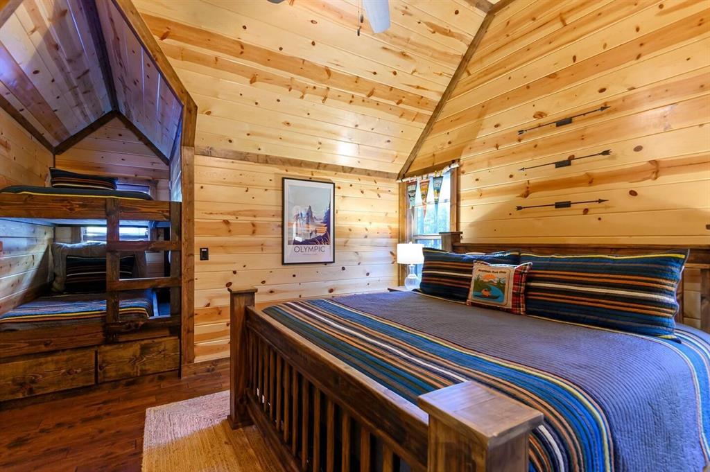 565 Sugar Pine Loop