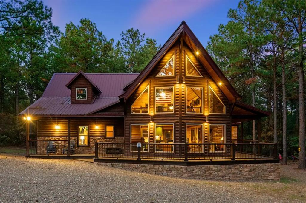 565 Sugar Pine Loop