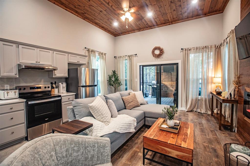 882 Lukfata Fork Trail