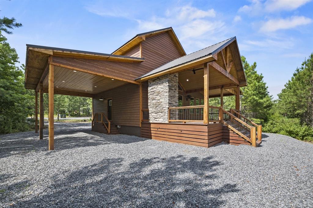 102 Crooked Stick Trail