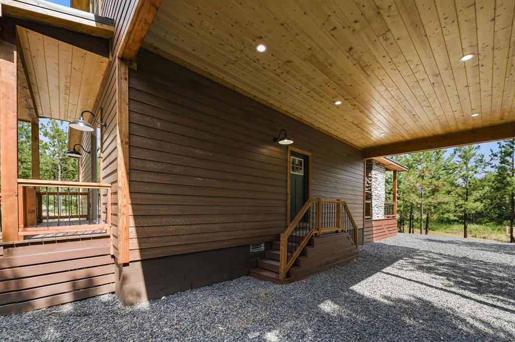 102 Crooked Stick Trail