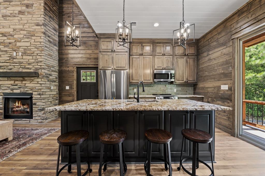 102 Crooked Stick Trail