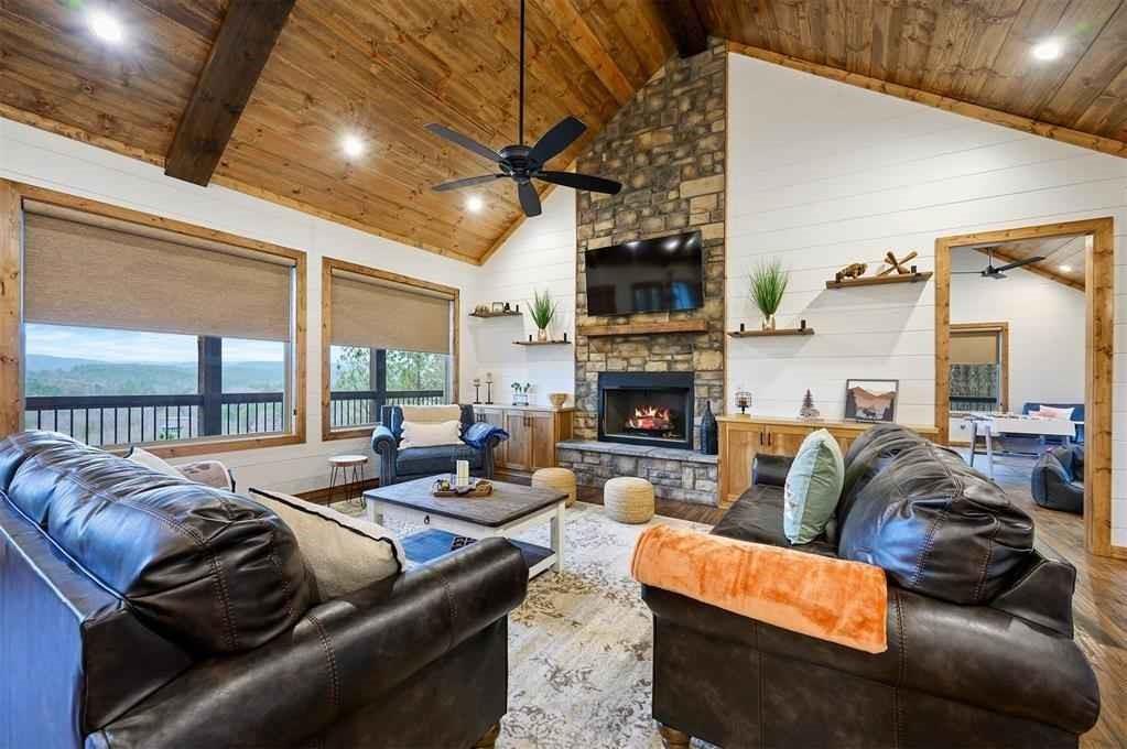 88 East Fork Circle