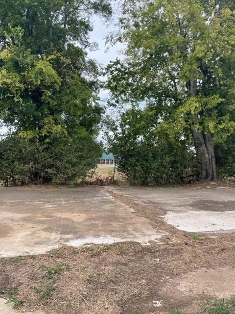 E 1st-HWY 70 Street