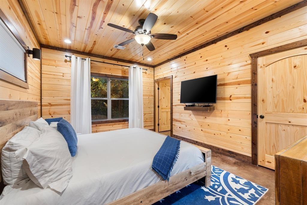 207 Early Wood Trail