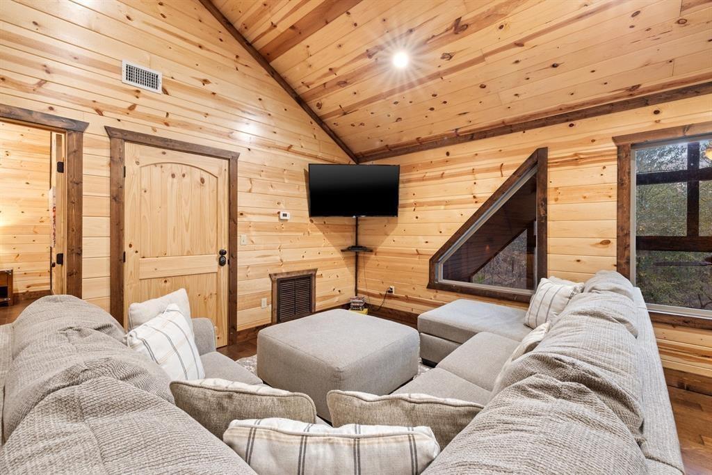 207 Early Wood Trail
