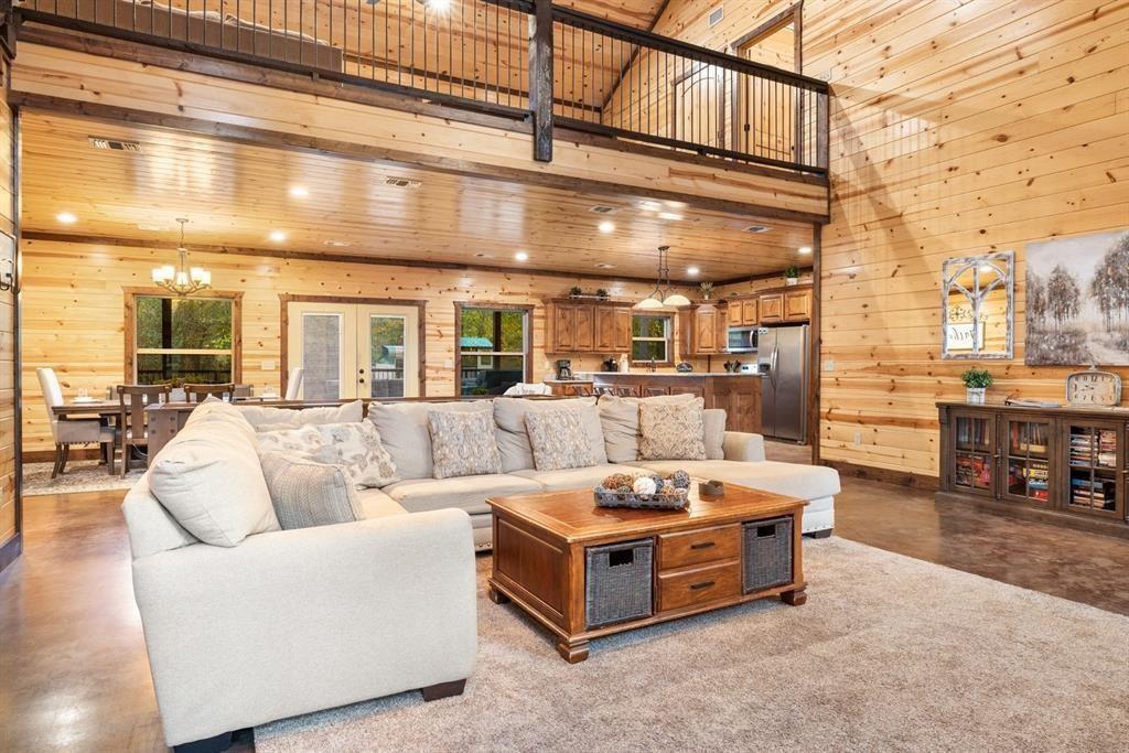 207 Early Wood Trail
