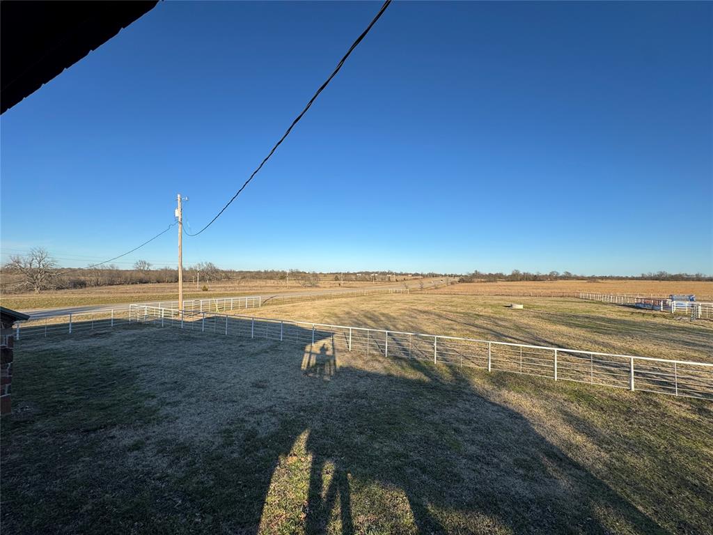1932 E 2050 Road
