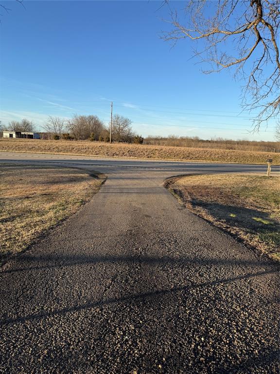 1932 E 2050 Road