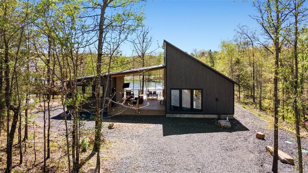 36 Winding Hemlock Circle