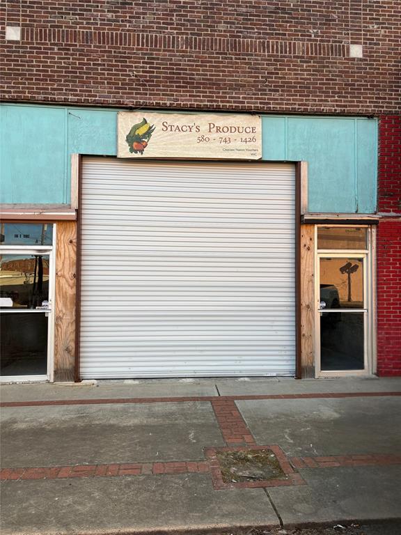106 E Half Duke Street