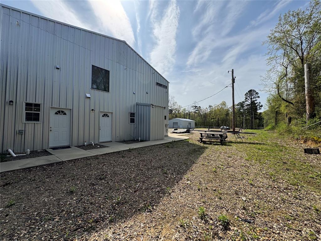 204 W Sherry Lane