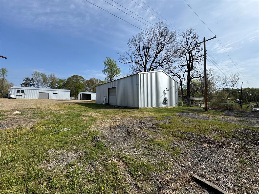 204 W Sherry Lane