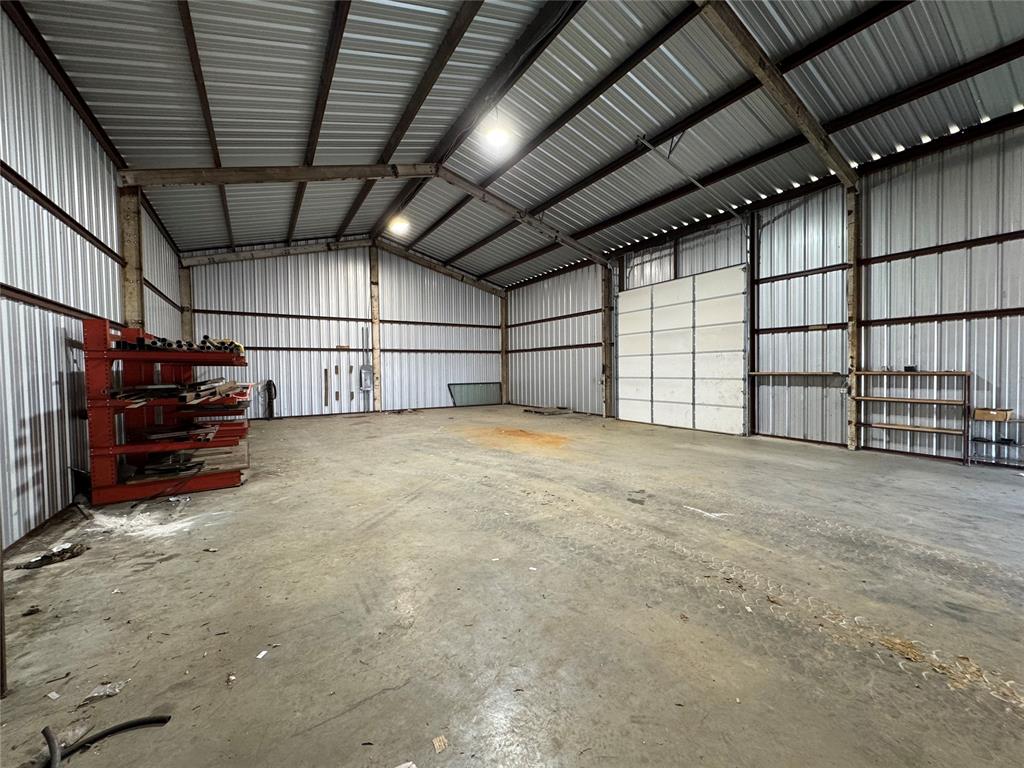 204 W Sherry Lane