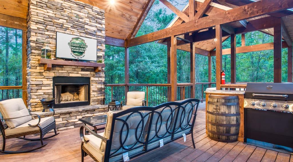 222 Lost Dogwood Trail