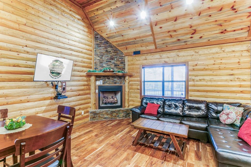 26 Huckleberry Trail