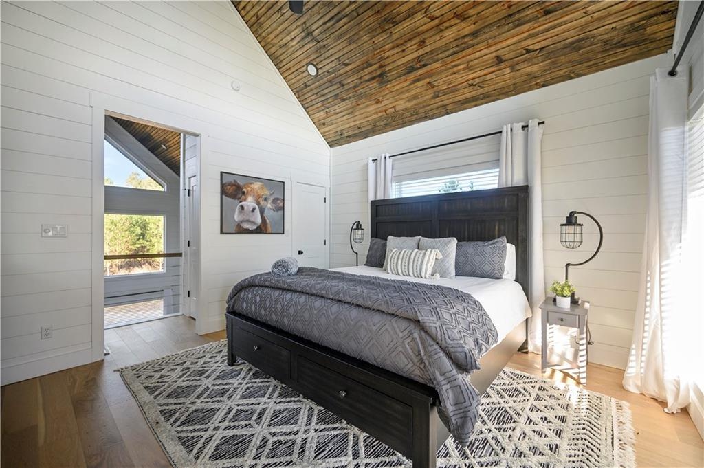 72 Green Persimmon Trail