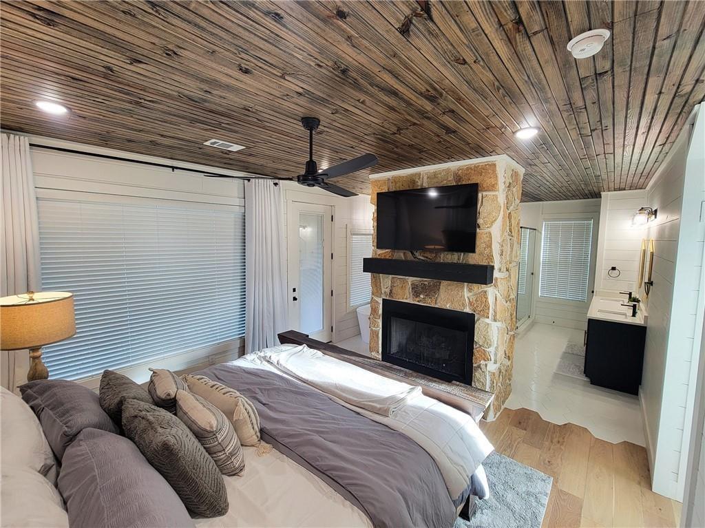 72 Green Persimmon Trail