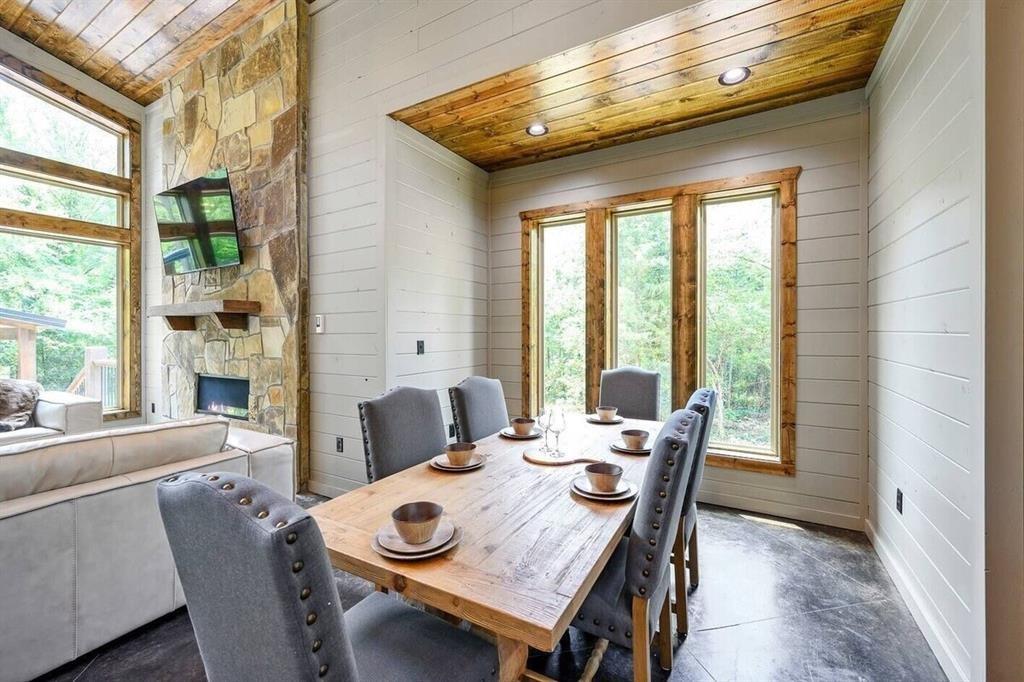172 Triton Trail