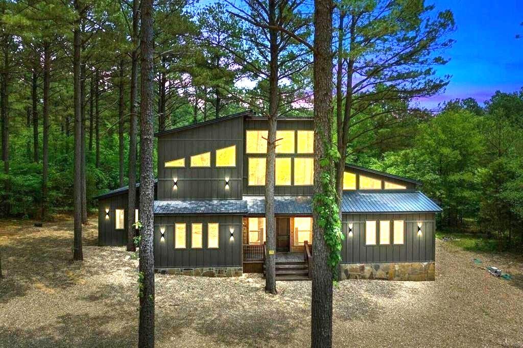 172 Triton Trail
