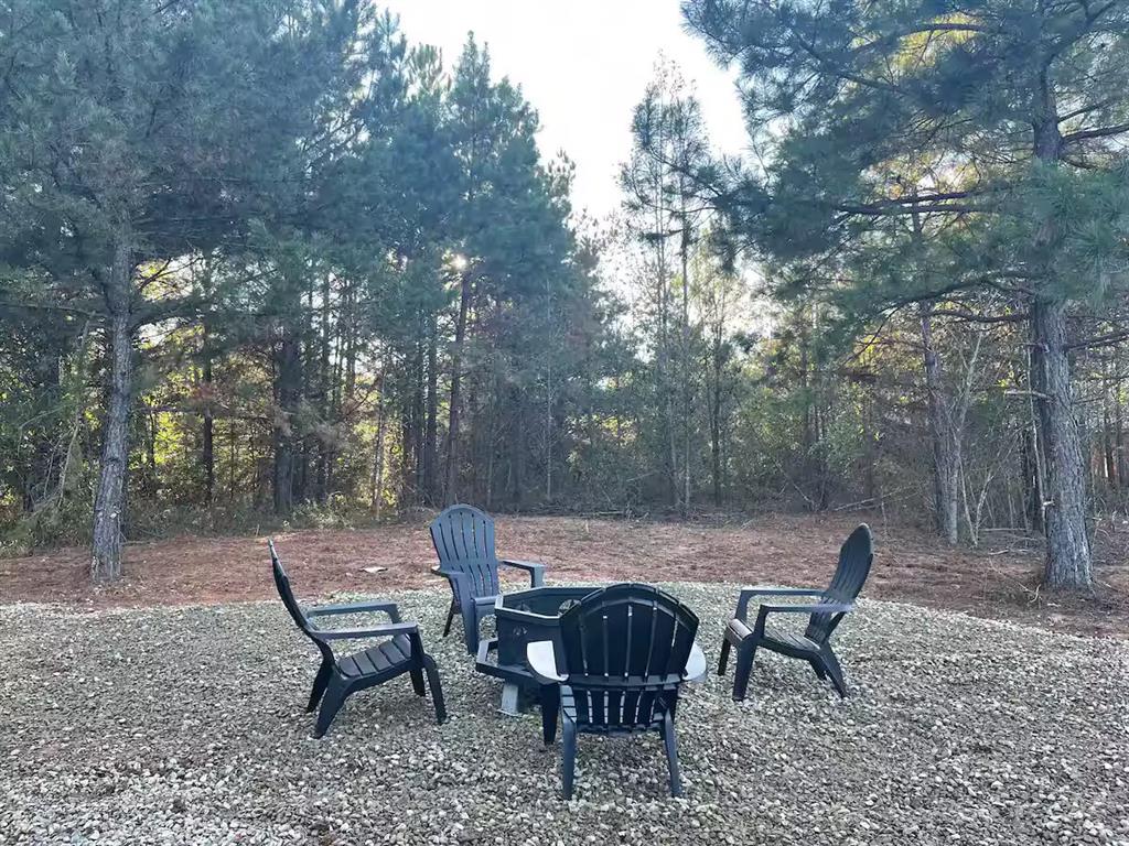 17 Honor Court