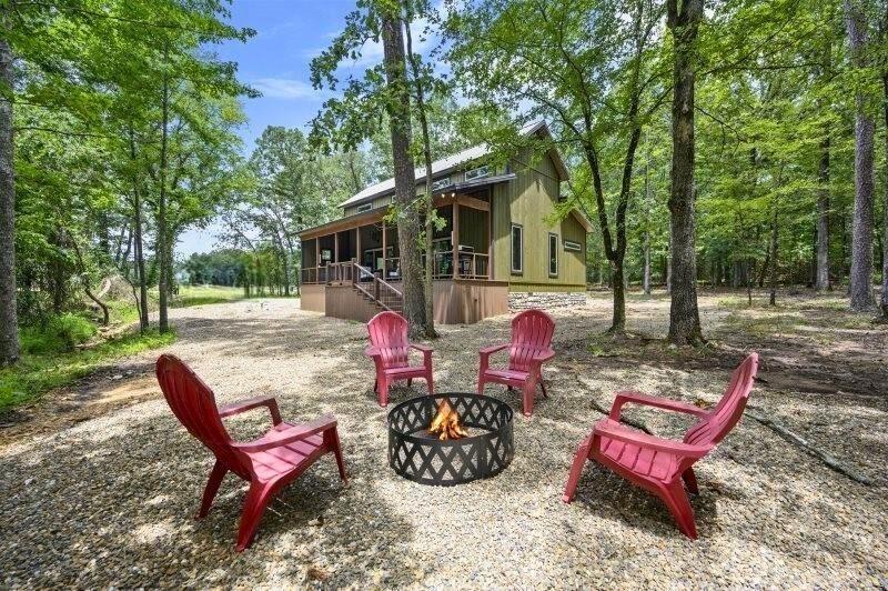 114 Sweet Apple Trail