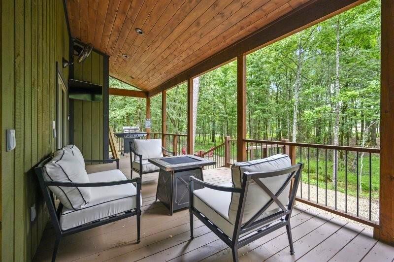 114 Sweet Apple Trail