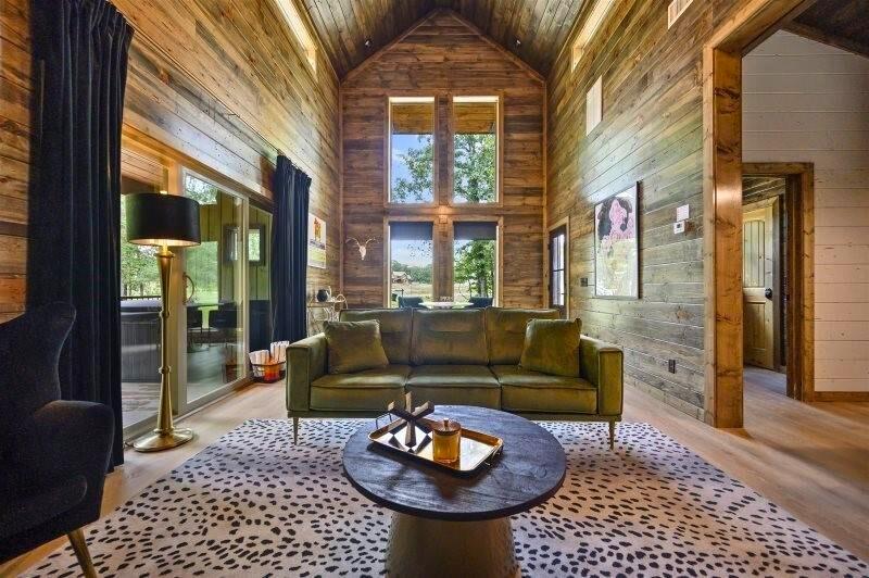 114 Sweet Apple Trail