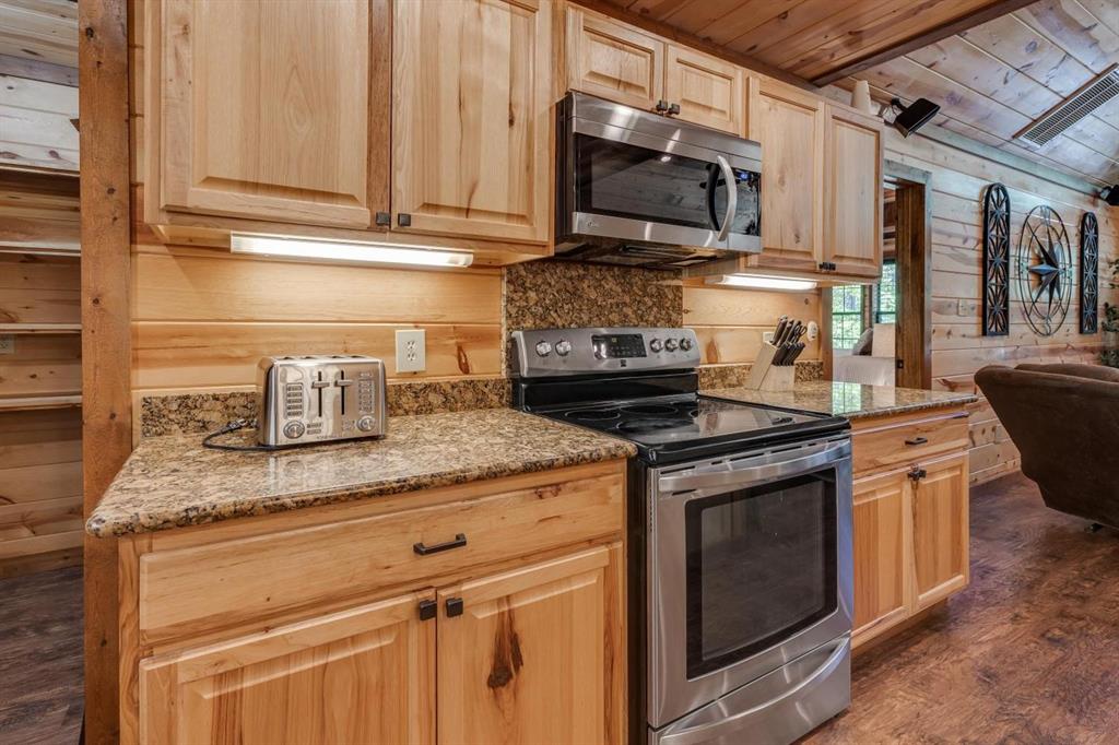 136 Twisted Timber Lane