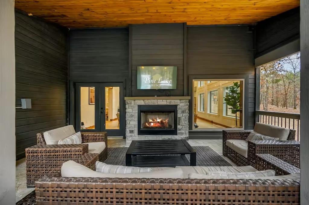 20 Resting River Trail