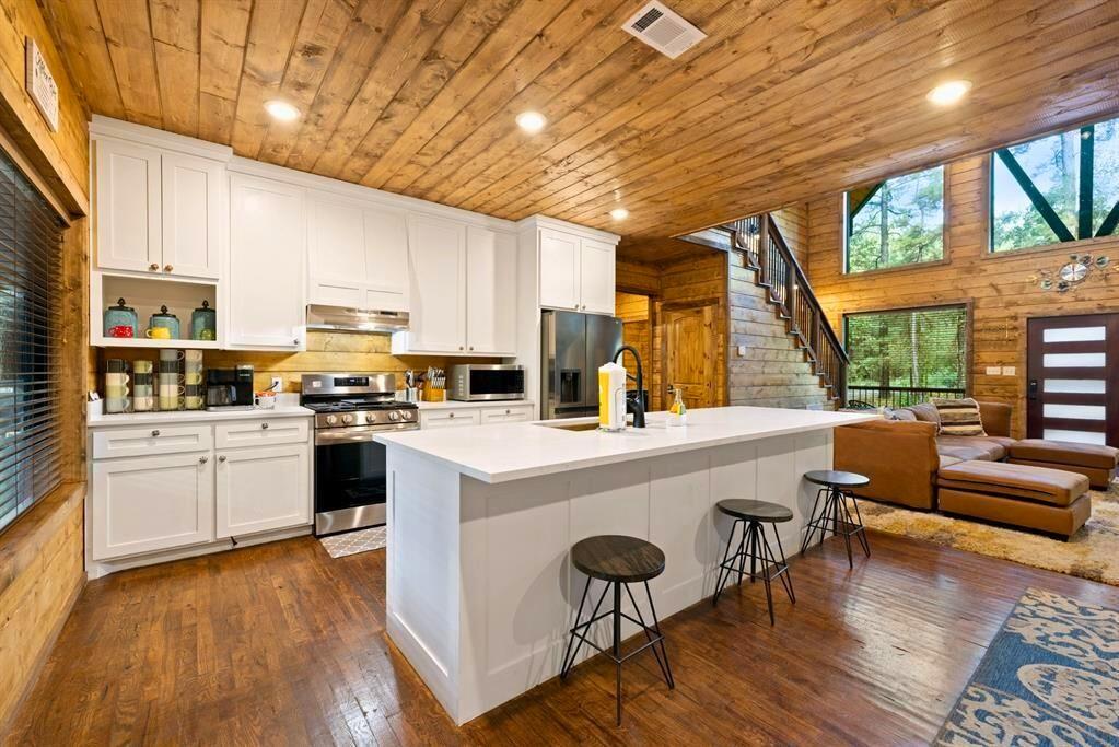 232 Carter Valley Lane
