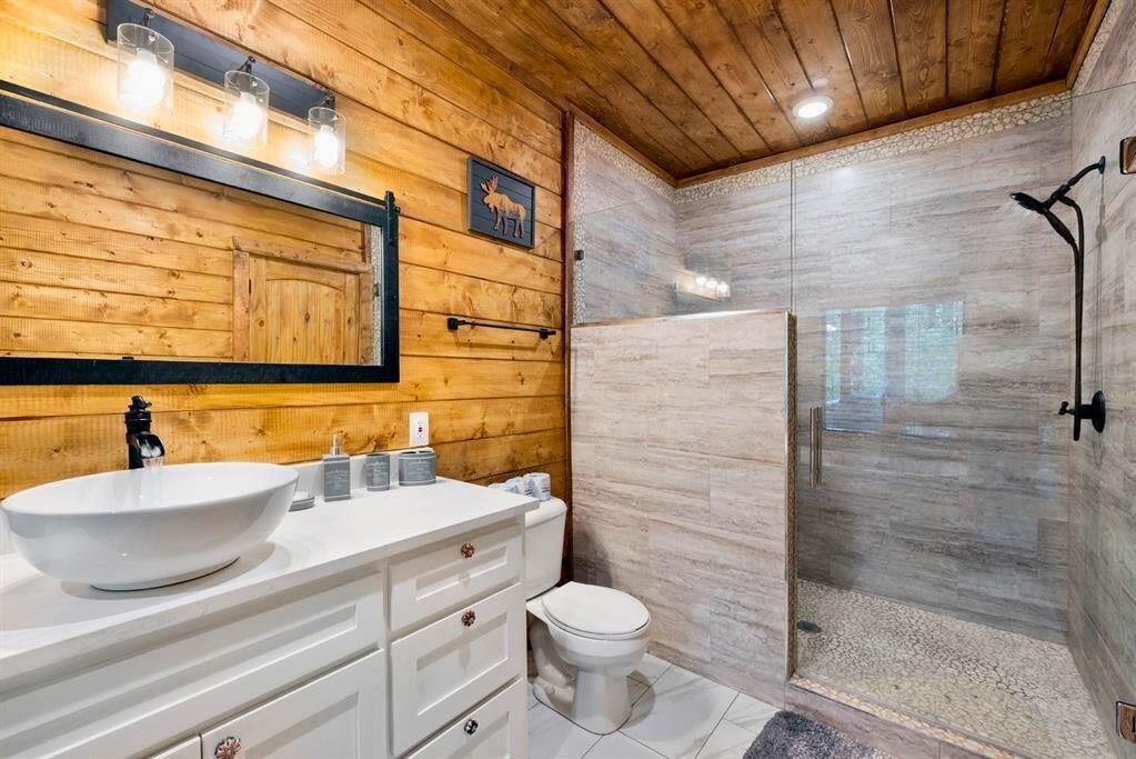 232 Carter Valley Lane