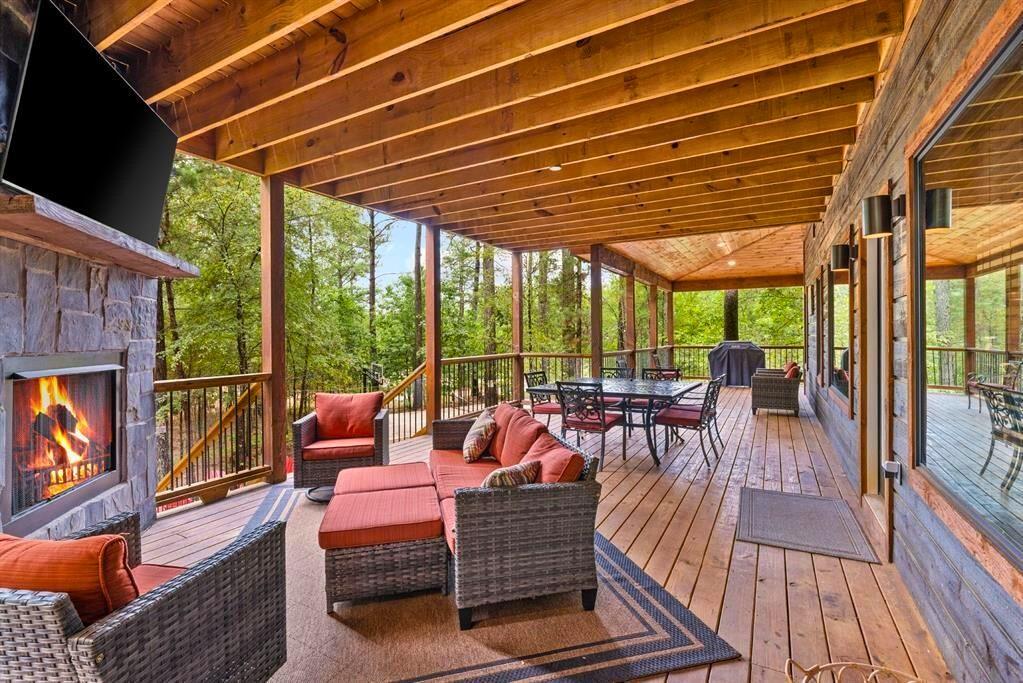 232 Carter Valley Lane