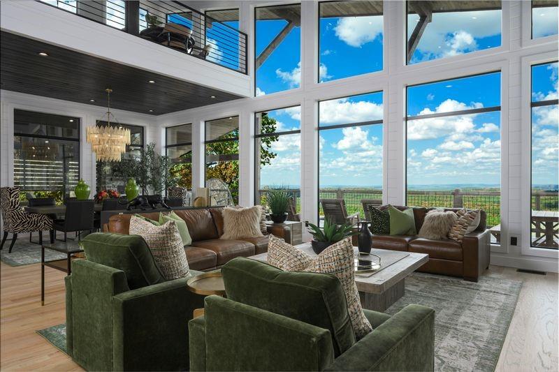 462 Moonshiner Springs Trail