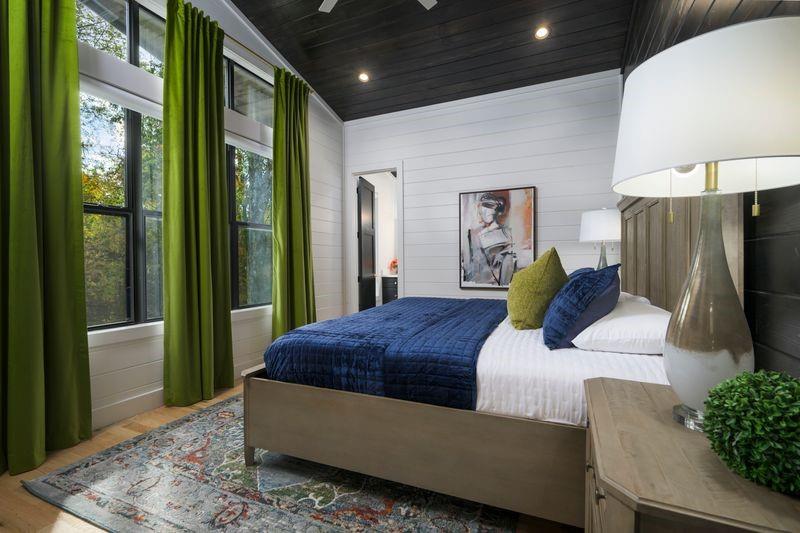 462 Moonshiner Springs Trail