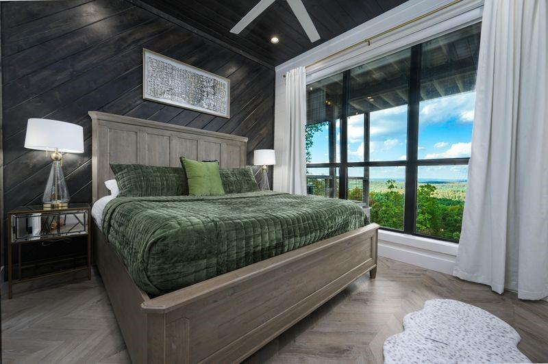 462 Moonshiner Springs Trail