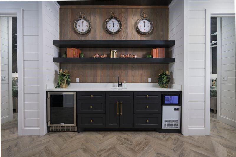 462 Moonshiner Springs Trail