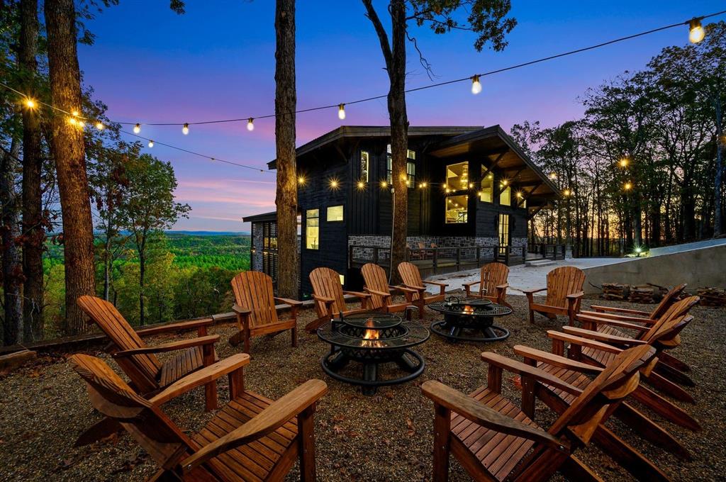 462 Moonshiner Springs Trail