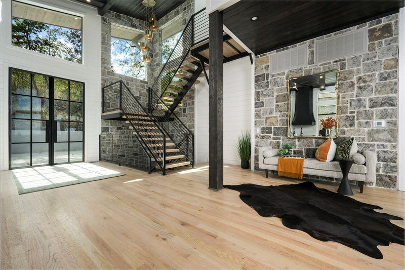 462 Moonshiner Springs Trail